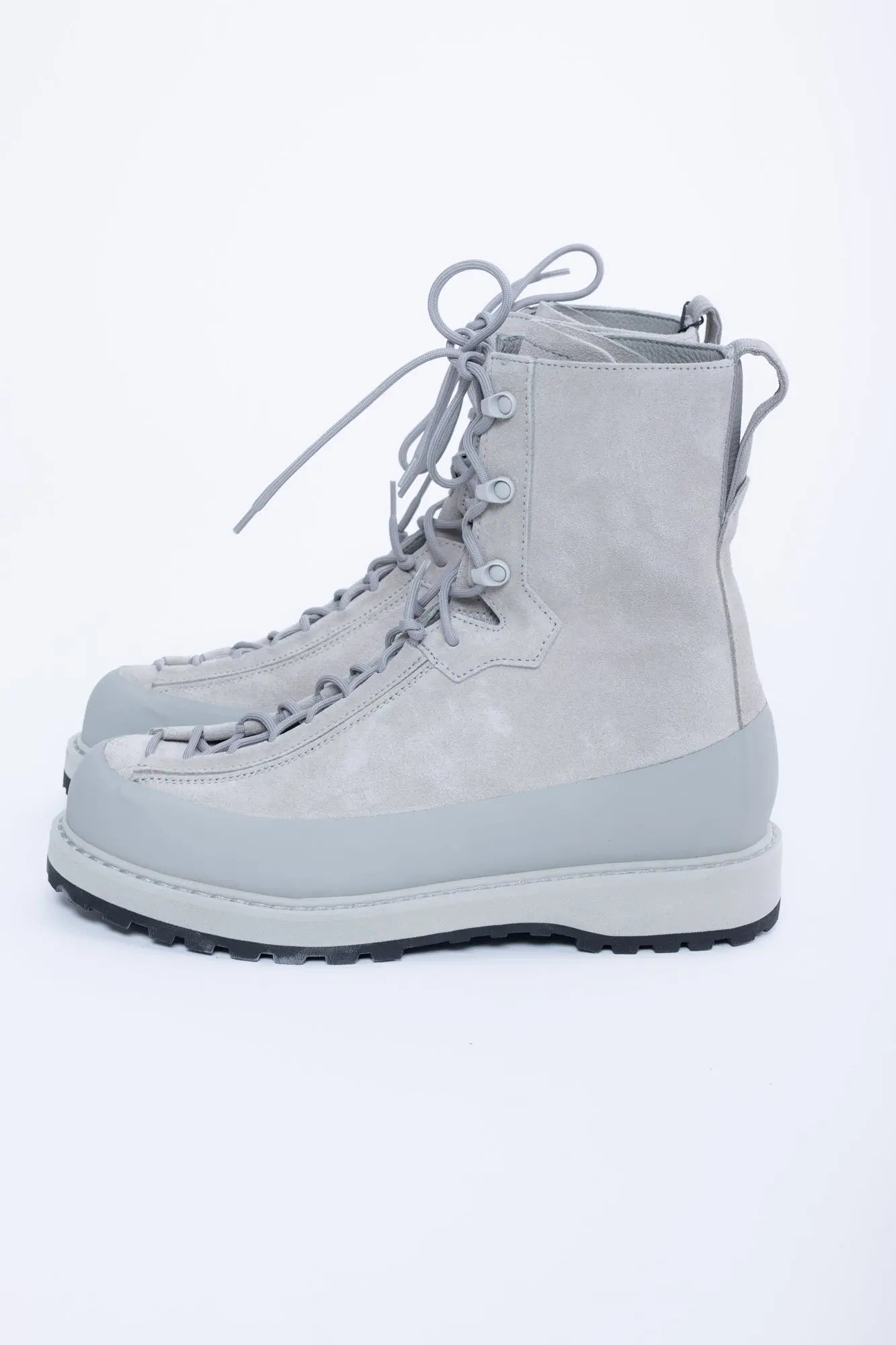 Stone Island, Mens Boots, White V0061, Leather, Lace-up, Logo-patch, Rubber Soles, Side View.